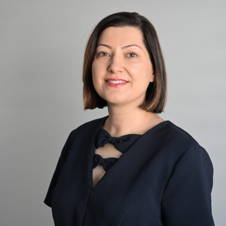 Dr. Ladan Kamran